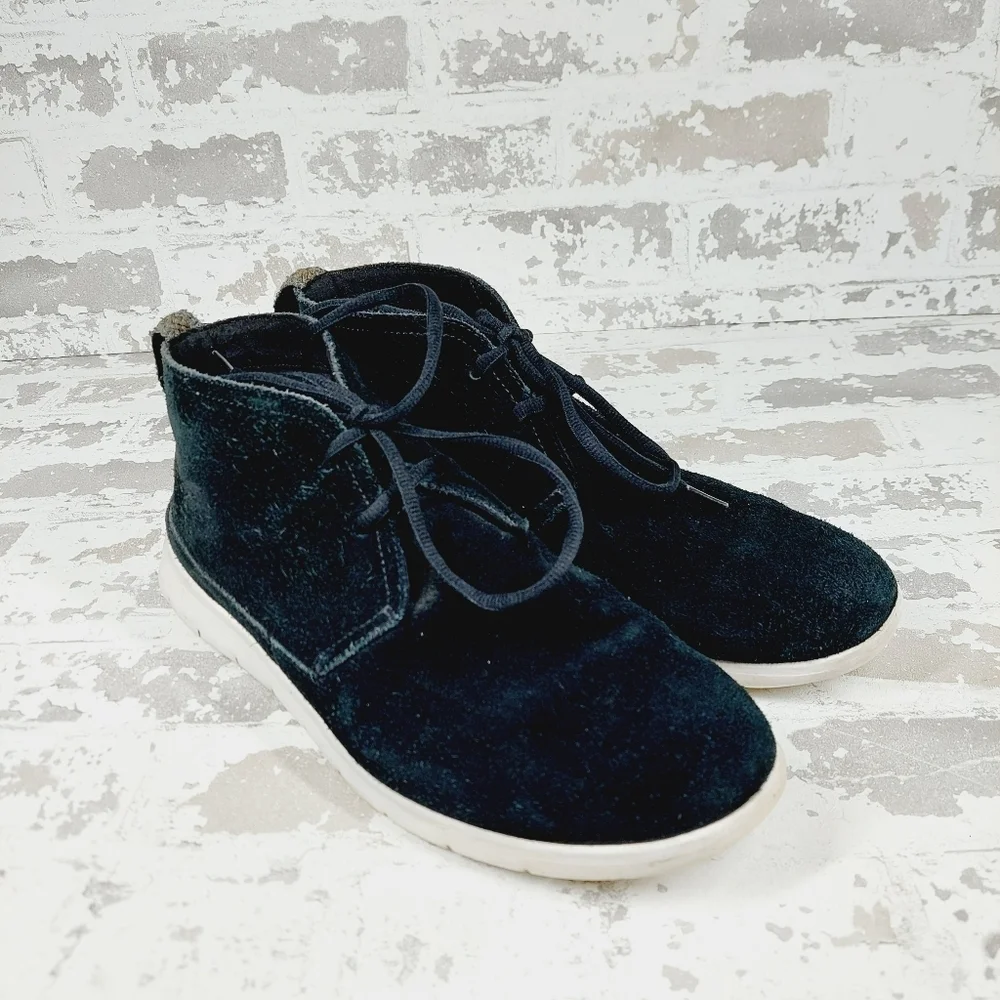 Ugg Casual Lace Up Shoes Black Suede Chukka Boots X367